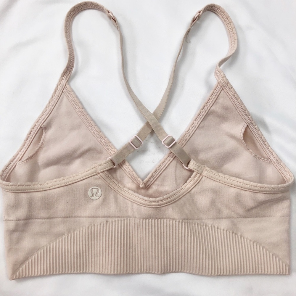 Lululemon sports bra size 2 - Picture 2 of 2